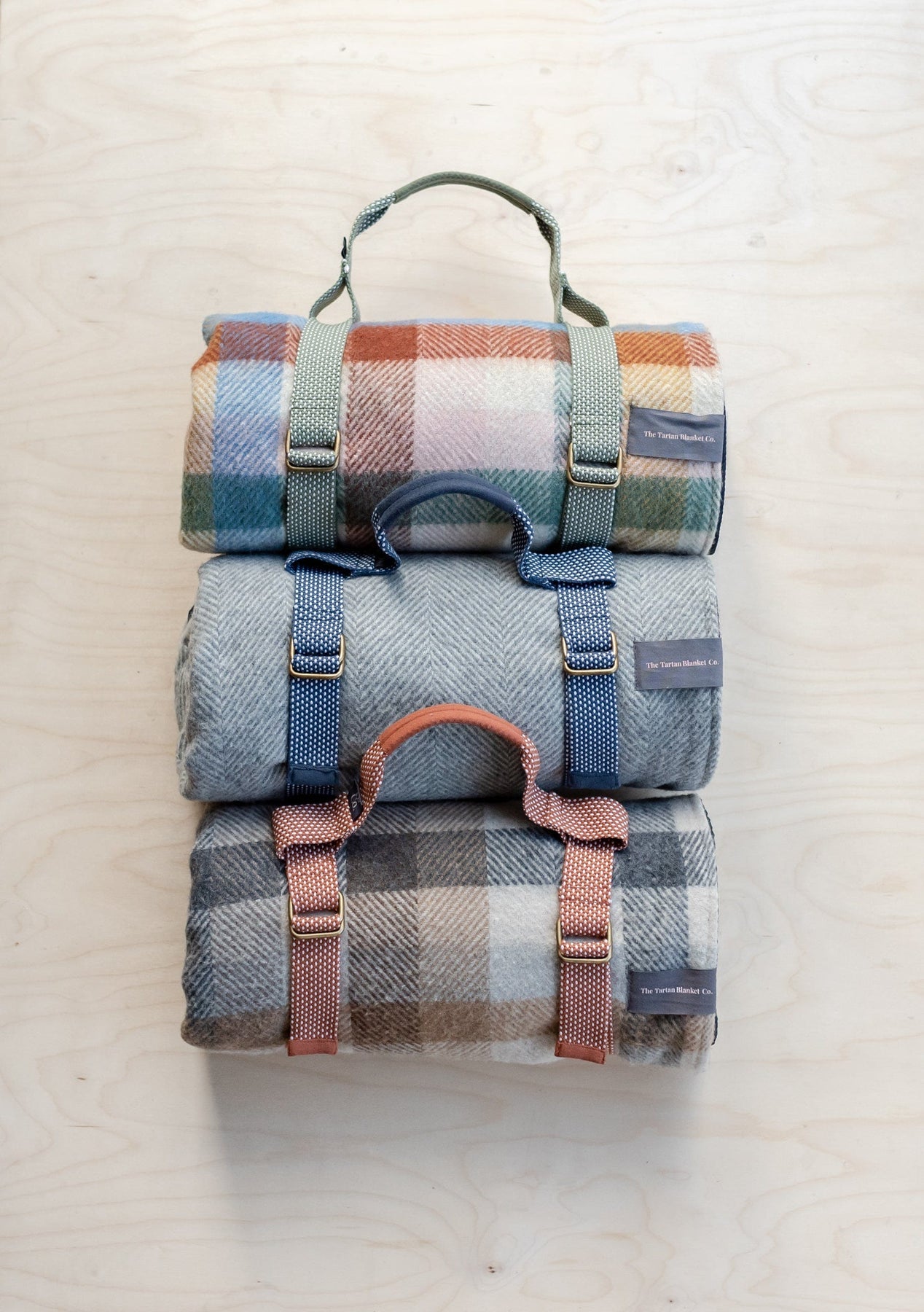 Recycled Wool Picnic Blanket & Carrier - Willow Check