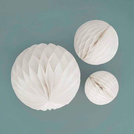 Honeycomb Balls, Set of 3 - White