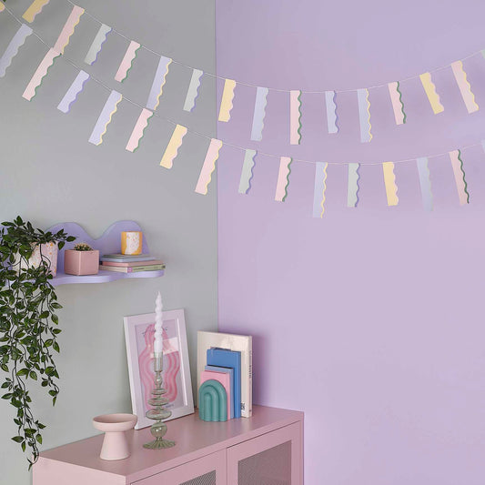 Wavy Pastel Bunting