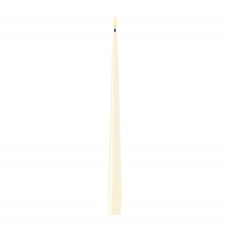 Tapered shiny dinner candles 28cm (set of 2) Cream