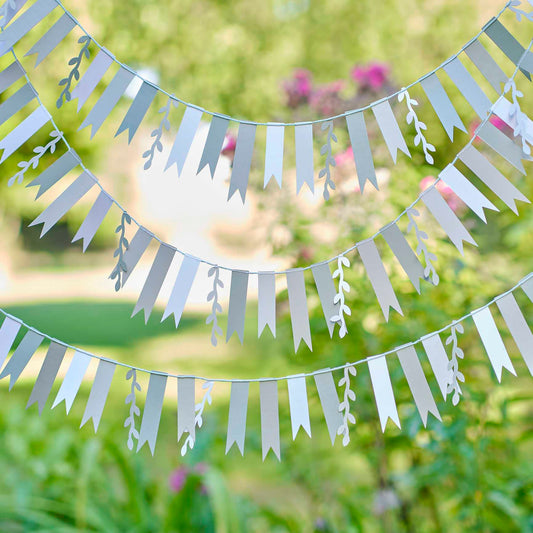 Leaf Garland - Sage & White